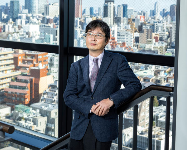 井上 孝 教授