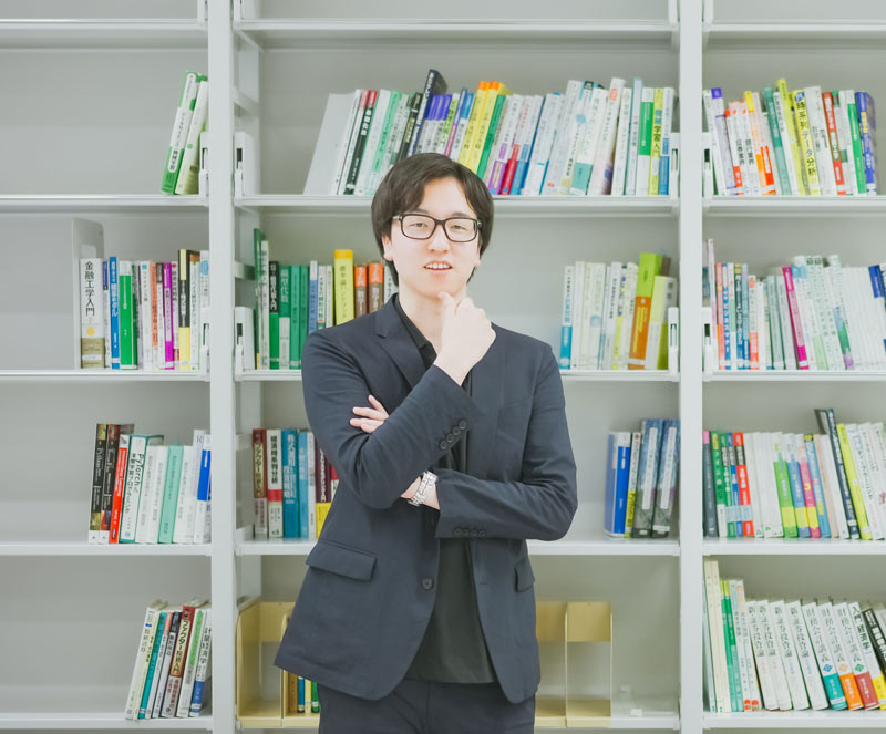 成川 泰正