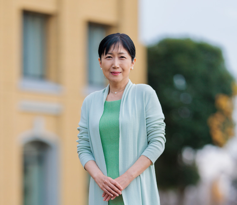 小川 誠子 教授