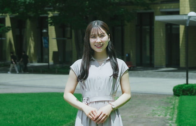 秋葉 於里音
