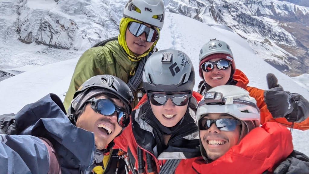 山岳部】井之上巧磨総隊長（文学部 史学科4年）率いる「日本山岳会学生