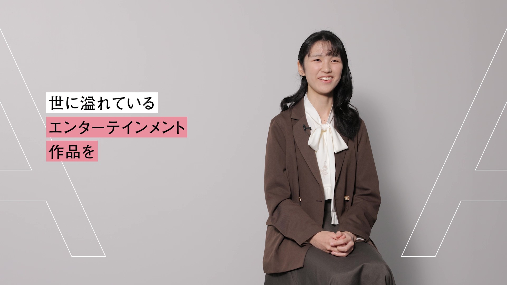 「比較芸術学科」紹介動画のサムネイル